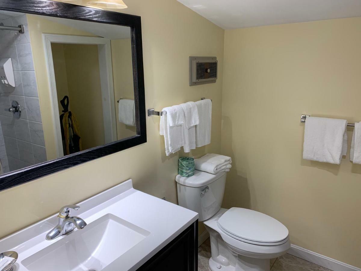 מנצ'סטר Four Winds Country Motel מראה חיצוני תמונה